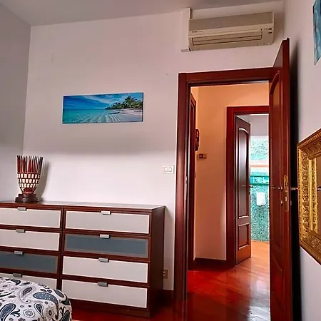 Elli Tops House For Trip To Portofino, 5 Terre